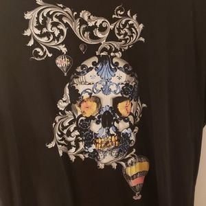 Robert Graham tshirt